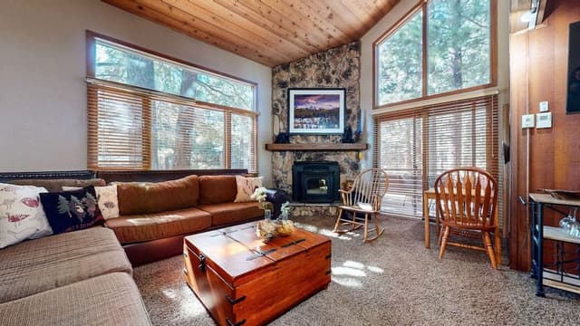 Condo, 3 Bedrooms