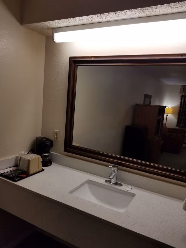 Economy Single Room