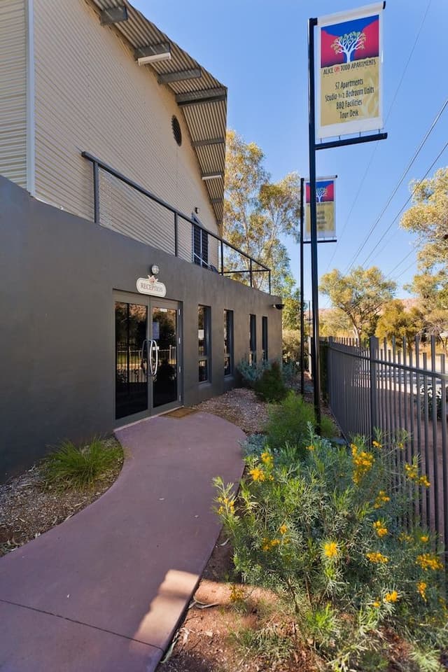 One-Bedroom Deluxe Apartment - Pet Friendly on Request