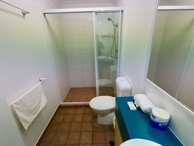 Studio (High Floor )