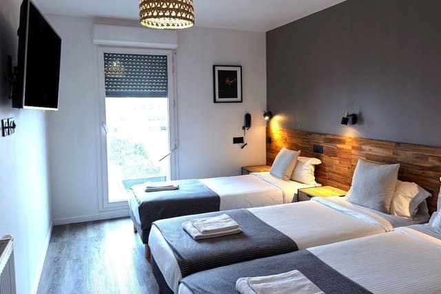 Family Room, Multiple Beds