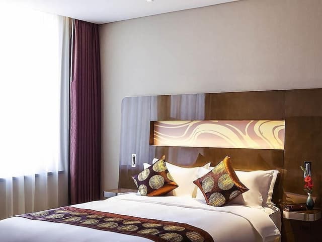 Superior Room, 1 King Bed