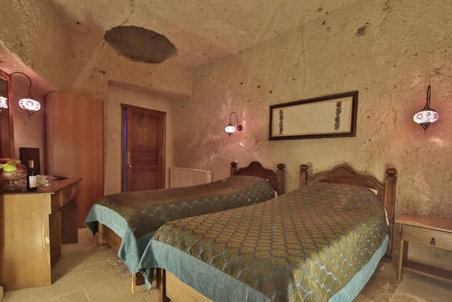 Deluxe Room (İKİ TEK YATAKLI ODA)TWİN