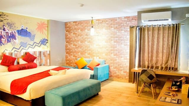 Executive Room
