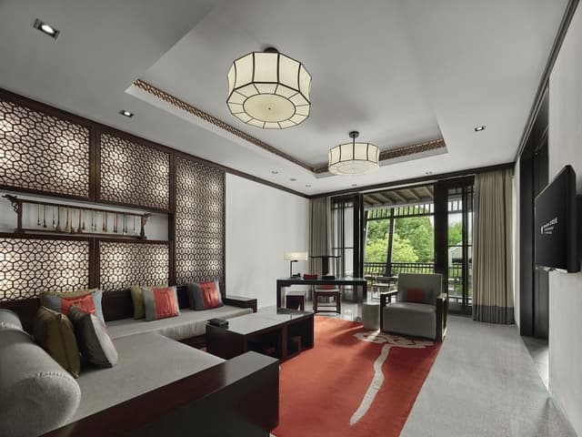 Premier Water Terrace Suite, 1 King Bed, Terrace