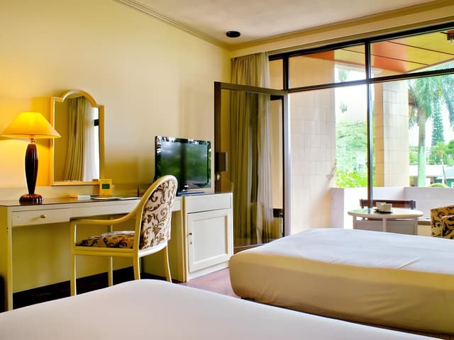 Superior Twin Room