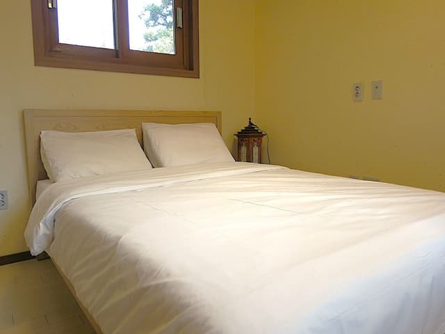 Wol Hwa B (Hanok Building 1F)