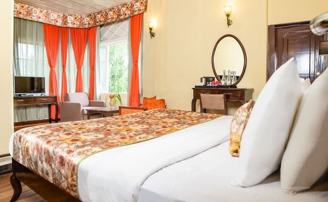 Heritage Junior Suite View Room