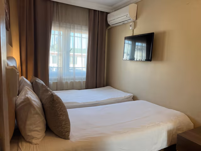 Economy Twin Room