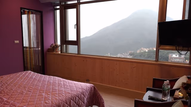 Comfort Double Room (Purple)