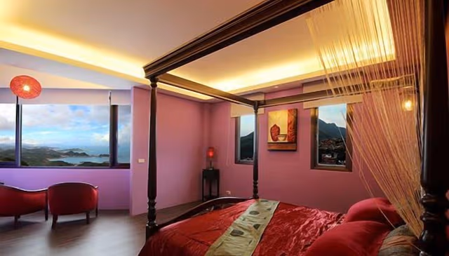 Superior Double Room (Eastern)