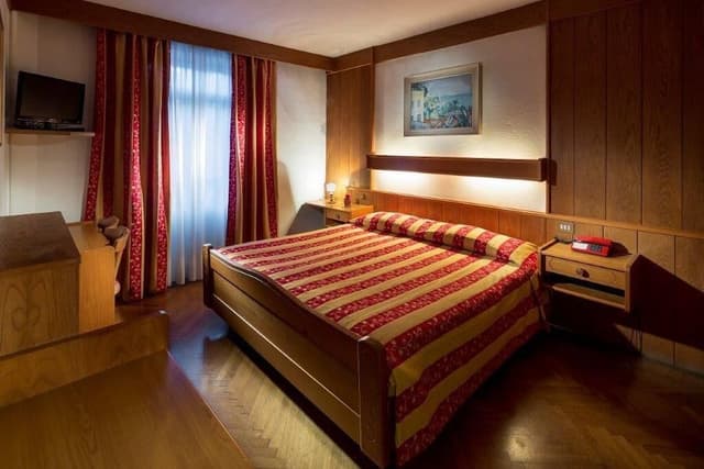 Room, 2 Bedrooms, Connecting Rooms