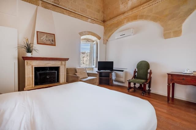 Superior Double Room, City View