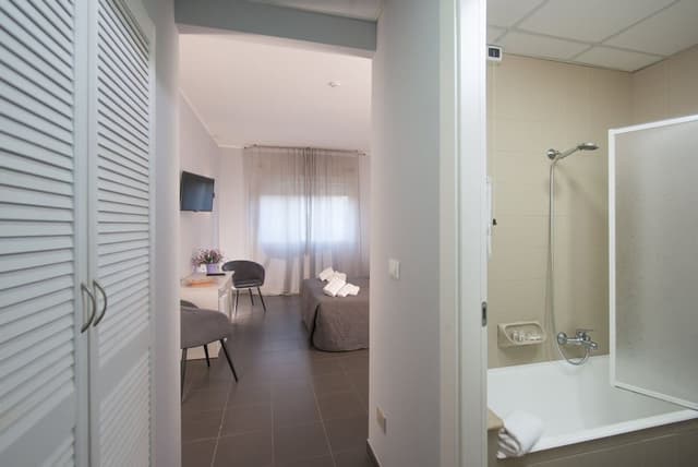 Family Triple Room (2 adults + 1 child)