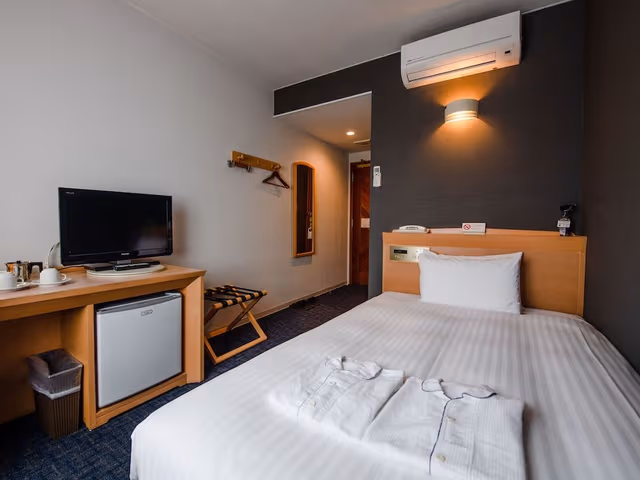 Semi Double/14sqm/Main Building(Smoking)