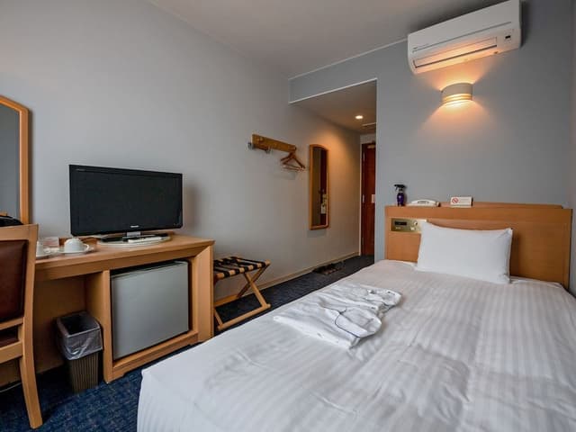 Semi Double/14sqm/Main Building(Smoking)