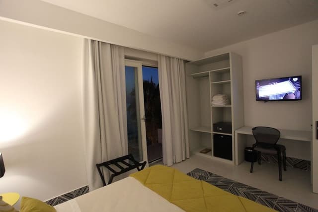 Economy Twin Room, 1 Double Bed