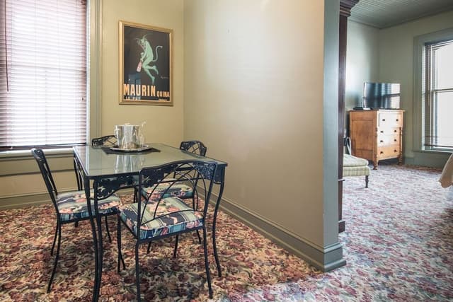 Executive King Suite, 1 King Bed (Historic)