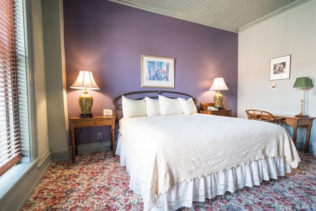 King Suite, 1 King Bed (Historic)