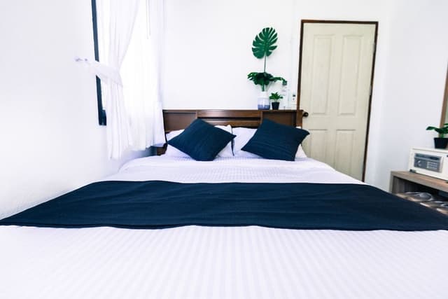 Budget Smaller Room