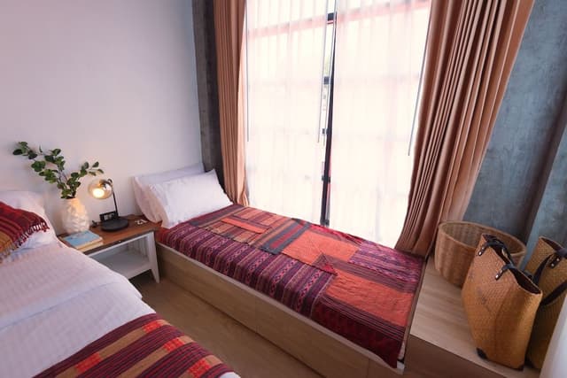 Economy Bigger Room with Refrigerator