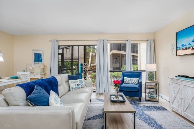 Condo (Bay Oaks Ground Floor)
