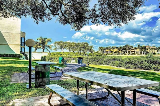Condo (Bay Oaks Ground Floor)