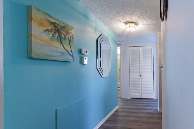 Condo (Bay Oaks On the Bay 3rd Floor)