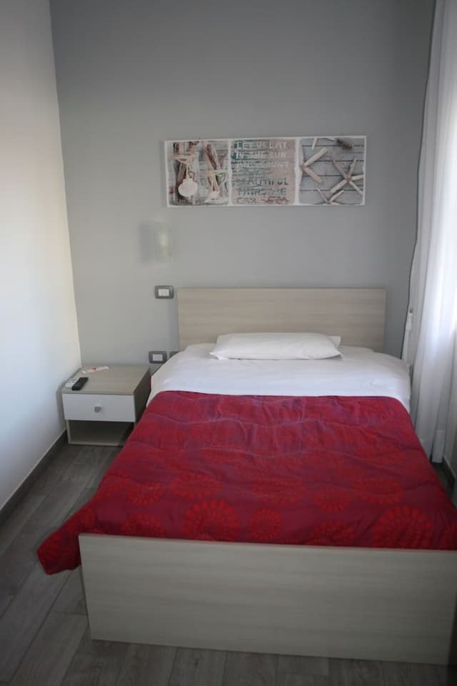 Single Room, Ensuite, Ocean View