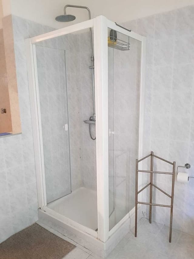 Double or Twin Room, Shared Bathroom