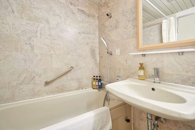 Superior Twin Room(26 sqm), Non Smoking