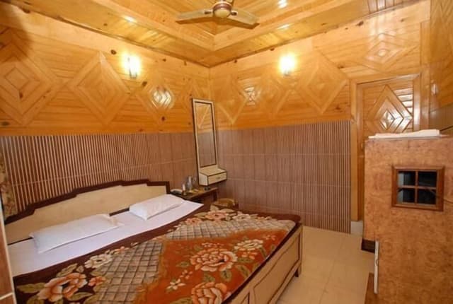 Luxury Double Room, 1 King Bed, Hill View