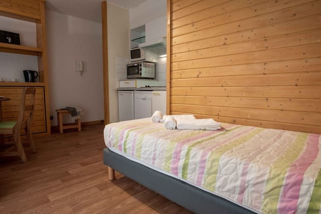 Studio, 1 Twin Bed, Balcony