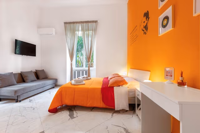 Comfort Room, 1 Queen Bed with Sofa bed, Private Bathroom, Garden View