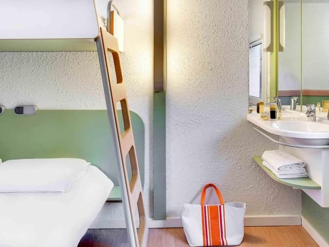 Triple Room, Multiple Beds
