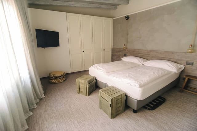 Suite, 1 Bedroom, Patio, City View