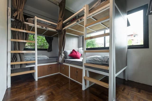 4 Beds Mixed Dormitory with Balcony