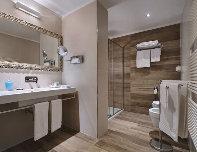 Superior Suite