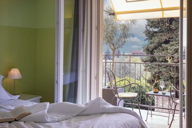 Classic Double Room (Frontside)
