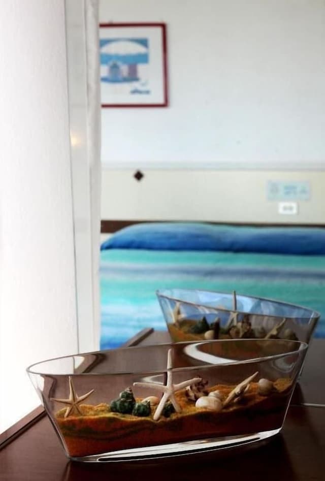 Double Room, 1 Double or 2 Twin Beds, Sea View