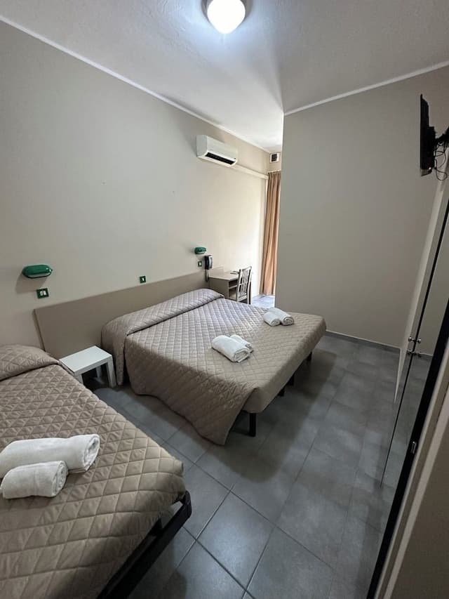 Standard Triple Room, Balcony