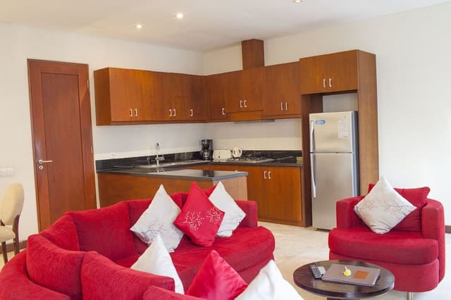 Suite, 3 Bedrooms