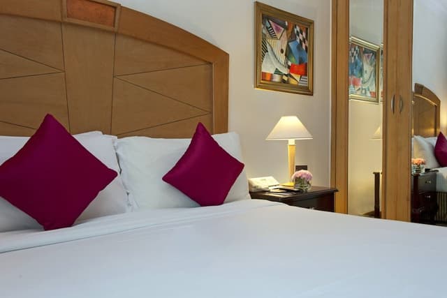 Royal Room, 1 King Bed (Royal Suite, 1 King Bed)