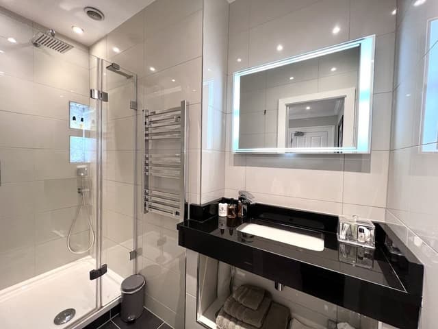 Classic Double Room, Ensuite