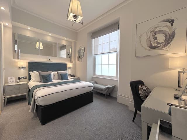 Superior Double Room, Ensuite (Ground Floor Room)