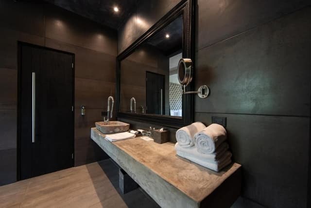 Junior Suite with Garden View