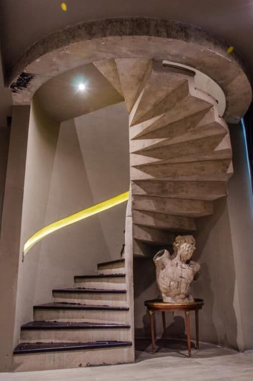 Townhouse Labyrinth Suite