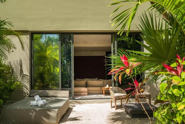 Family Village Suite