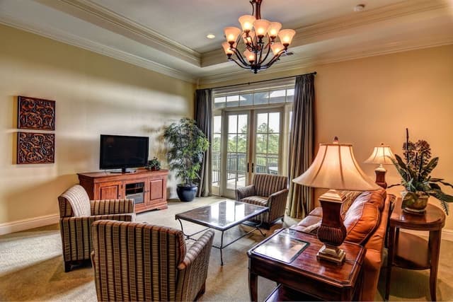 Luxury Suite