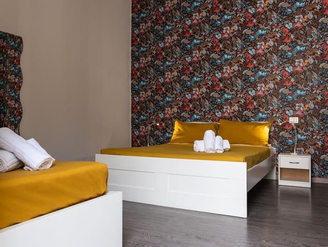 Double Room (2)